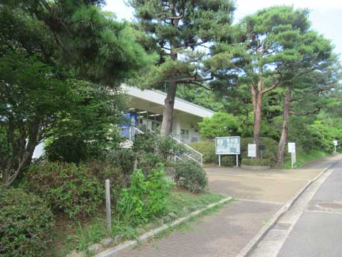 八柱霊園管理事務所の写真